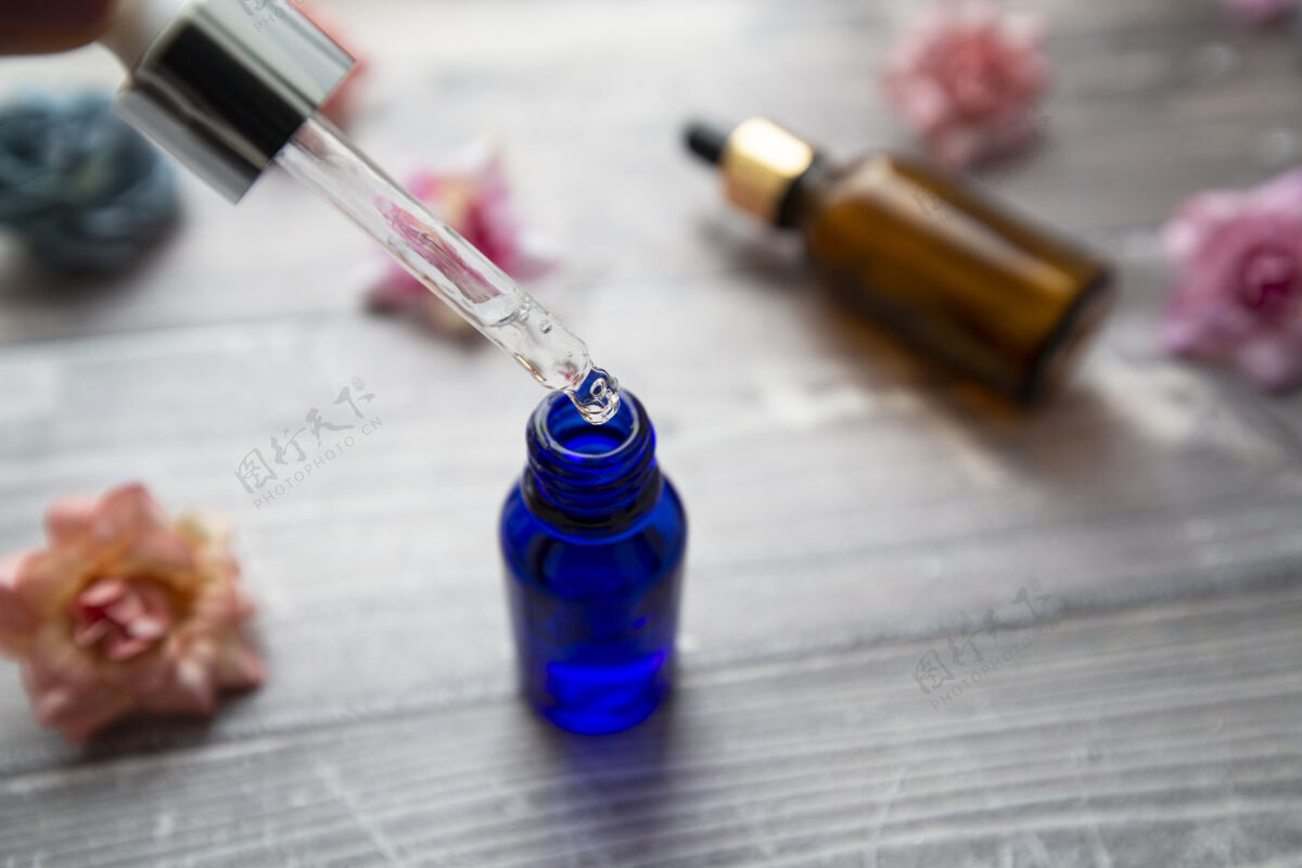 血清瓶吸管滴入透明质酸血清化妆品皮肤护理吸引力