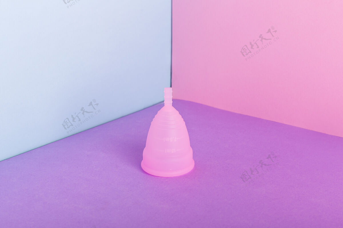 私密粉色可重复使用的月经杯卫生女用卫生理念杯子防护月经