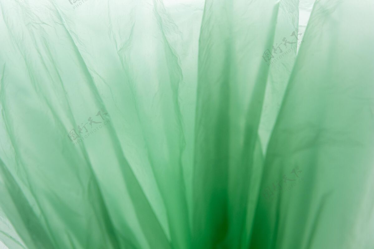 污染顶视图绿色塑料袋的安排包装回收环保