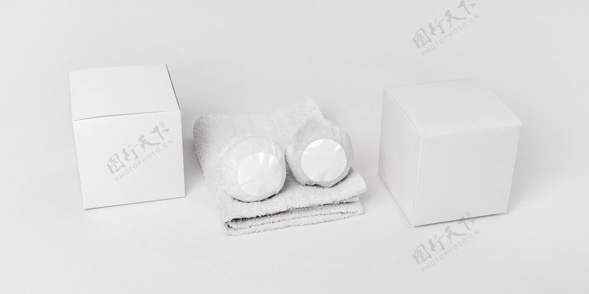 模型高角度沐浴弹 毛巾和盒子皮肤护理品牌芳香疗法